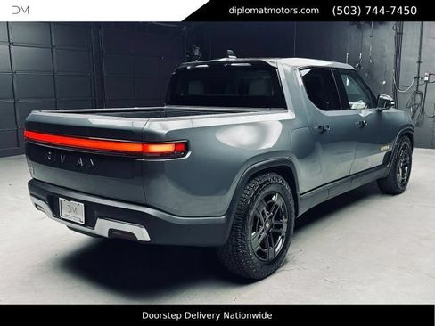 Used 2022 Rivian R1T Adventure AWD/4WD image 6