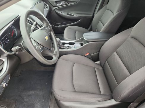 Used 2024 Chevrolet Malibu LT FWD image 19