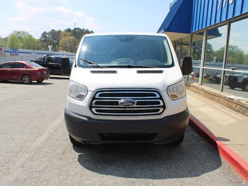 Used 2017 Ford Transit 350 XLT image 2
