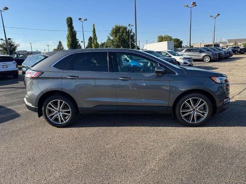 Certified 2022 Ford Edge Titanium w/ Equipment Group 301A AWD/4WD image 5