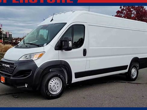New 2026 RAM ProMaster 3500 w/ Premium Convenience Group FWD image 4