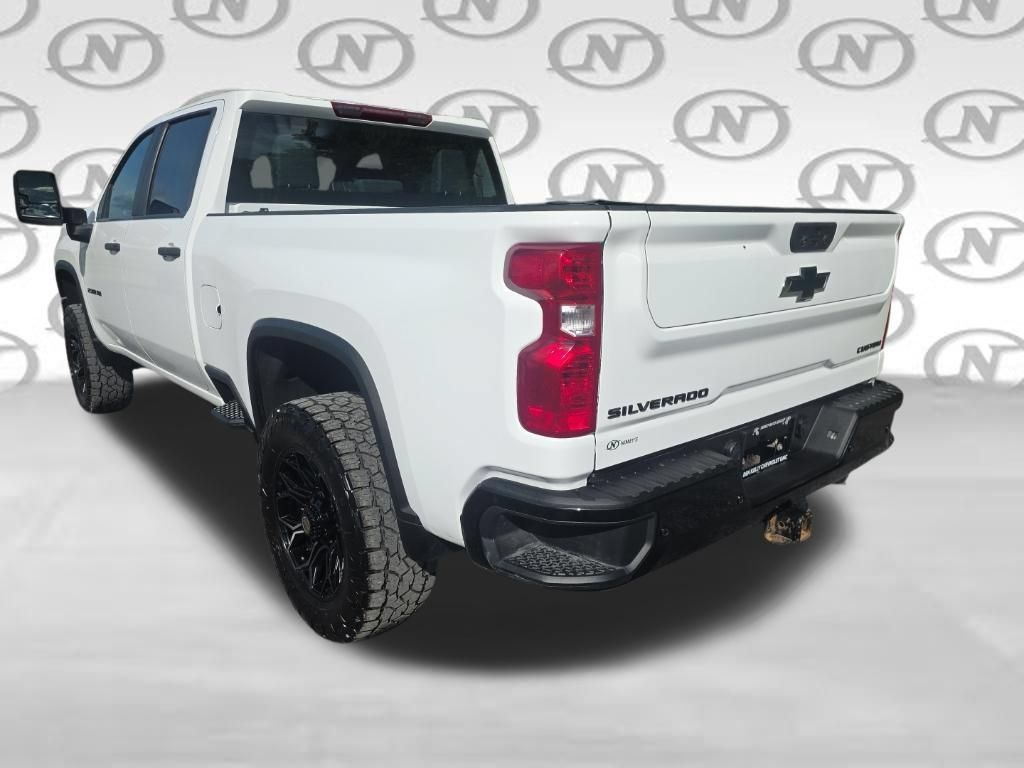 Used 2024 Chevrolet Silverado 2500 Custom w/ Custom Value Package AWD/4WD image 14