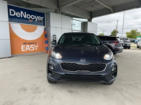 Used 2021 Kia Sportage LX w/ LX AWD Popular Package image 2