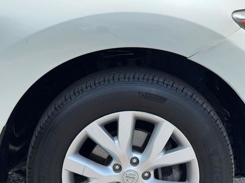 Used 2011 Nissan Murano S FWD image 21