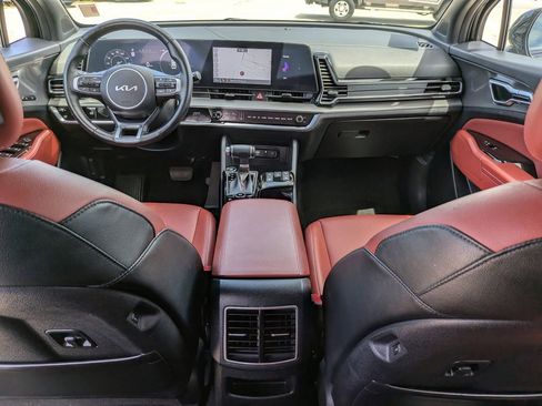 Certified 2025 Kia Sportage SX image 15