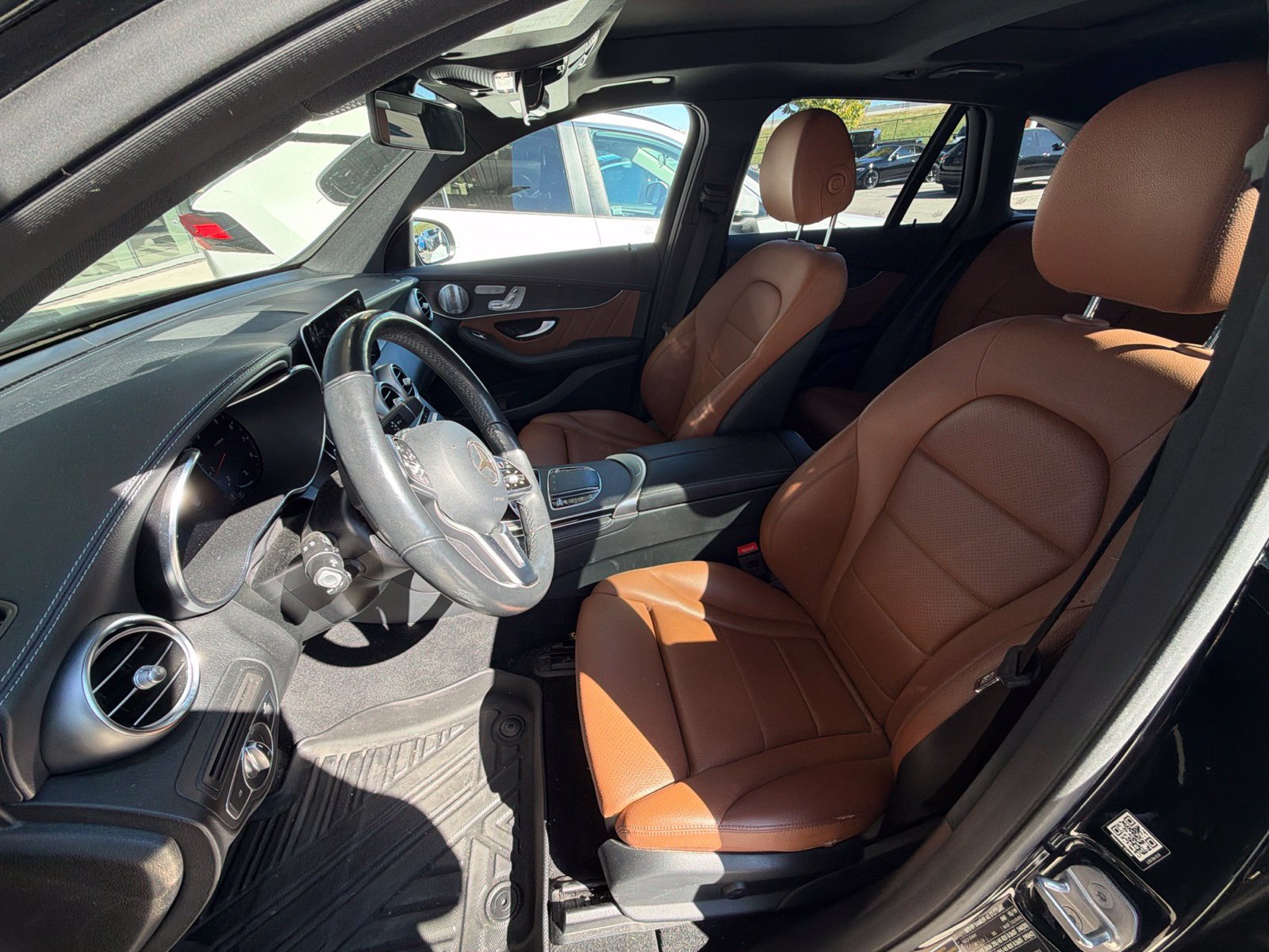 Used 2020 Mercedes-Benz GLC 300 4MATIC image 8