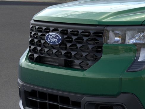 New 2025 Ford Maverick XLT w/ XLT Luxury Package AWD/4WD image 18