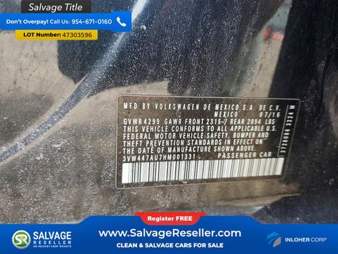 Used 2017 Volkswagen GTI SE image 16