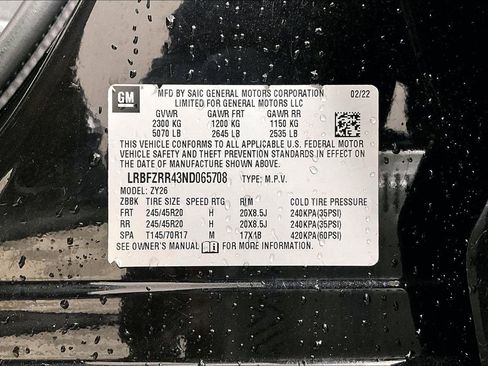 Used 2022 Buick Envision Avenir w/ Safety Package image 32