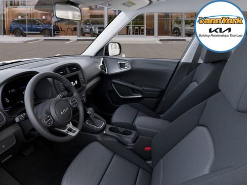 New 2025 Kia Soul LX w/ LX Technology Package image 17