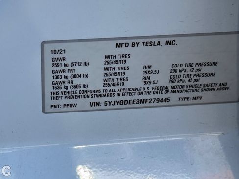 Used 2021 Tesla Model Y Long Range AWD/4WD image 22
