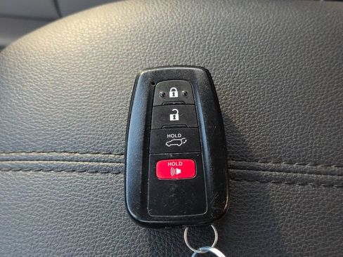 Used 2024 Toyota RAV4 XLE Premium FWD image 28
