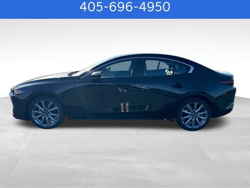 Used 2025 MAZDA MAZDA3 s FWD image 3