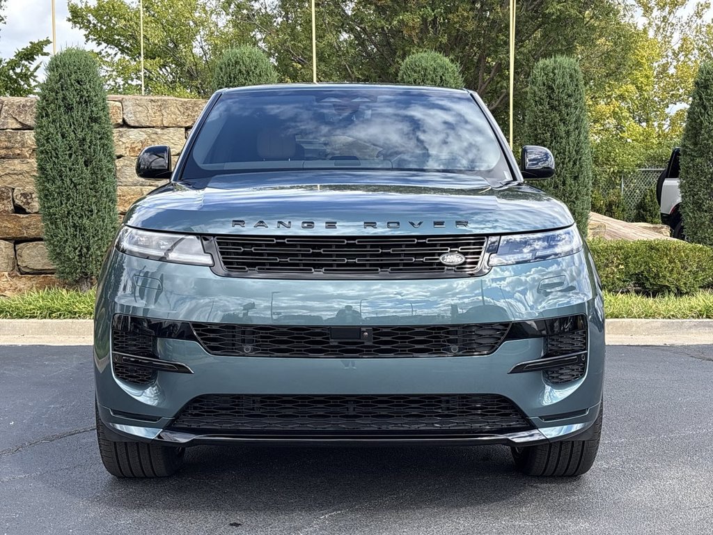 New 2027 Land Rover Range Rover Sport Dynamic SE AWD/4WD image 8
