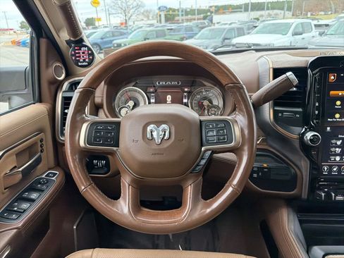 Used 2020 RAM 2500 Limited image 24