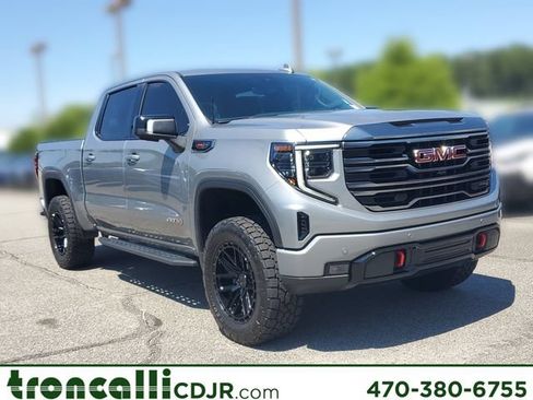 Used 2024 GMC Sierra 1500 AT4 w/ Technology Package AWD/4WD image 1