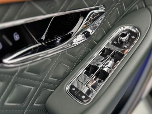 Used 2024 Bentley Continental GT V8 AWD/4WD image 13