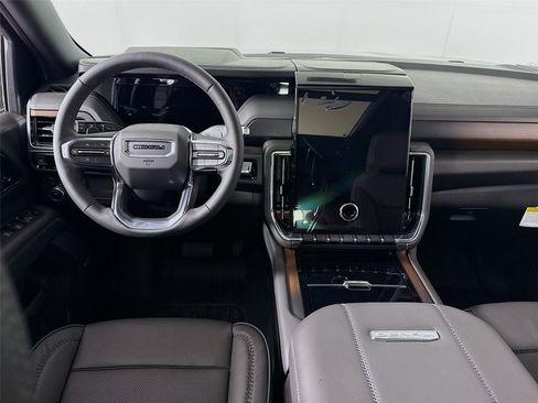 New 2026 GMC Yukon XL Denali w/ Sun & Power Step Package AWD/4WD image 2