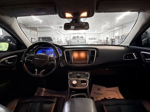 Used 2015 Chrysler 200 C w/ Sun/Sound Group FWD image 10