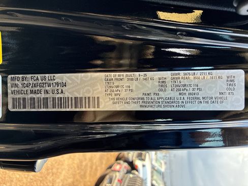 Used 2026 Jeep Wrangler Unlimited Rubicon AWD/4WD image 24