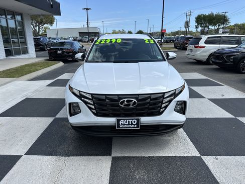 Used 2023 Hyundai Tucson SEL image 2