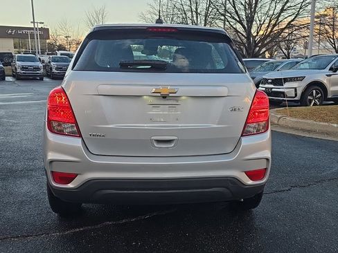 Used 2020 Chevrolet Trax LS image 4