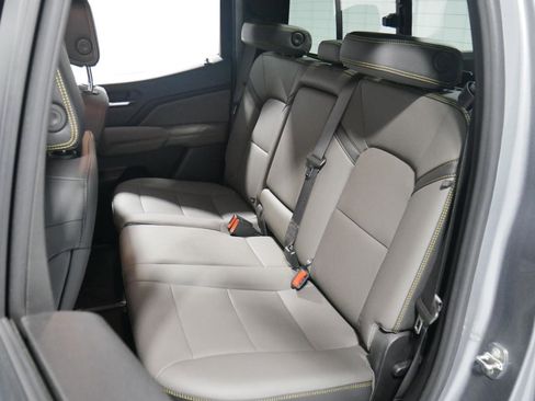 Used 2023 Chevrolet Colorado ZR2 w/ ZR2 Convenience Package III image 11