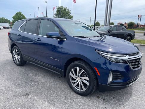 Used 2022 Chevrolet Equinox LT AWD/4WD image 2