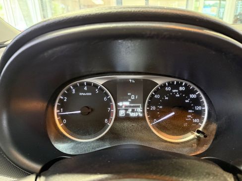 Used 2021 Nissan Kicks S FWD image 14
