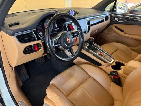 Used 2018 Porsche Macan S AWD/4WD image 34