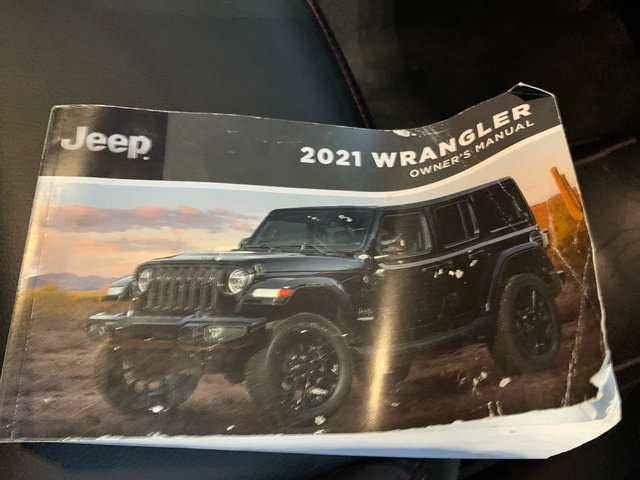 Used 2021 Jeep Wrangler Unlimited Rubicon AWD/4WD image 13