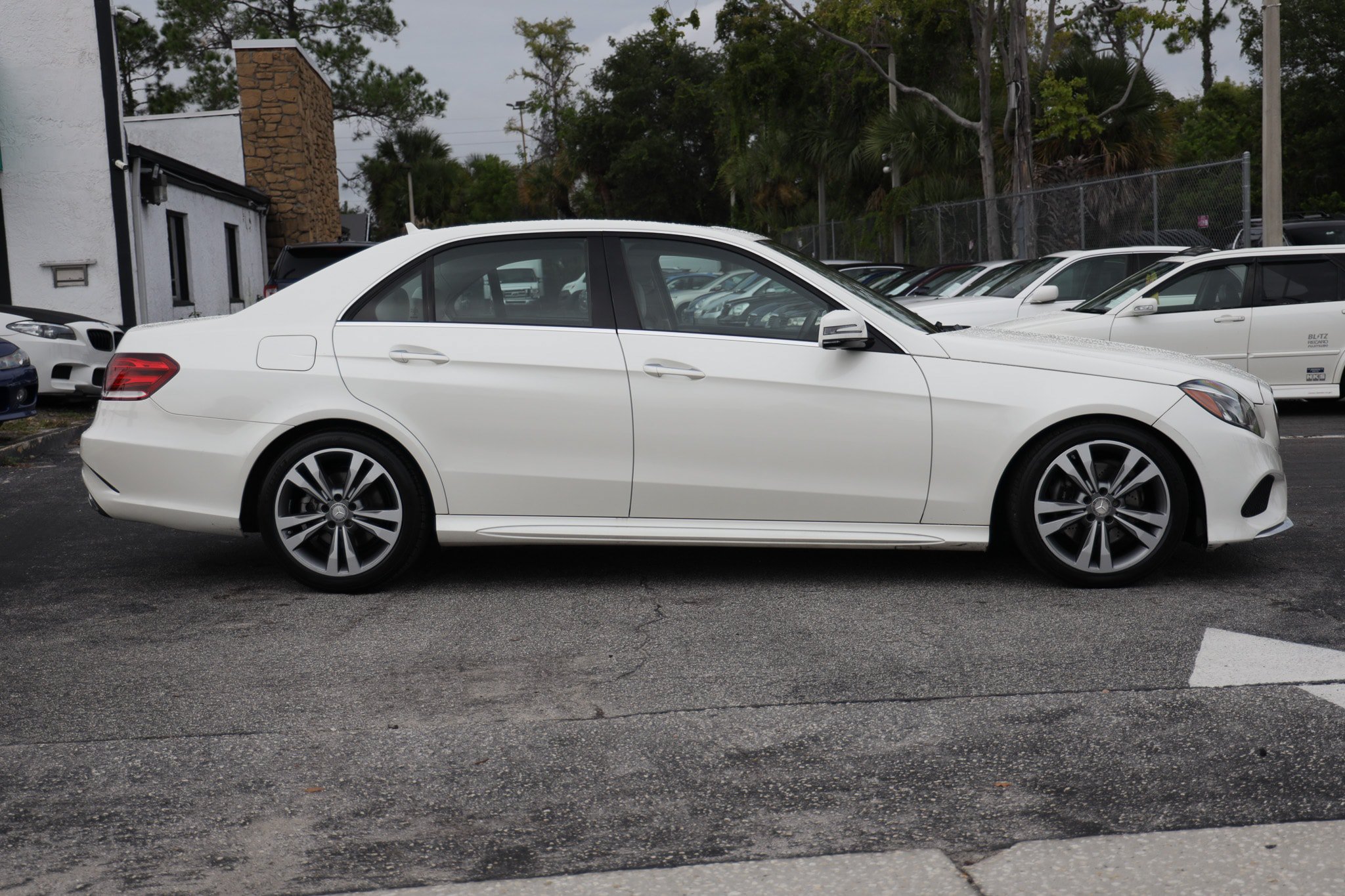 Used 2016 Mercedes-Benz E 350 Sedan w/ Premium Package image 17