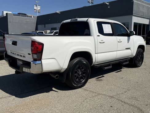 Used 2021 Toyota Tacoma SR5 RWD image 6
