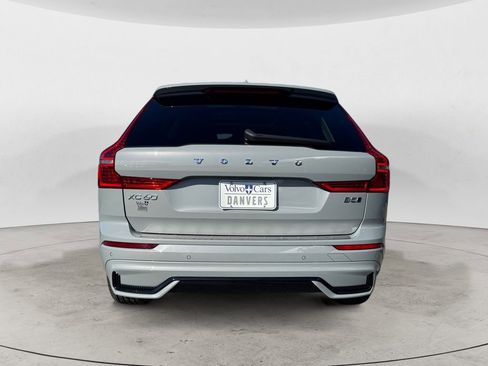 Certified 2024 Volvo XC60 B5 Plus w/ Protection Package Premier AWD/4WD image 5