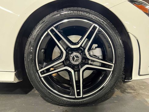 Used 2023 Mercedes-Benz CLA 250 4MATIC image 9