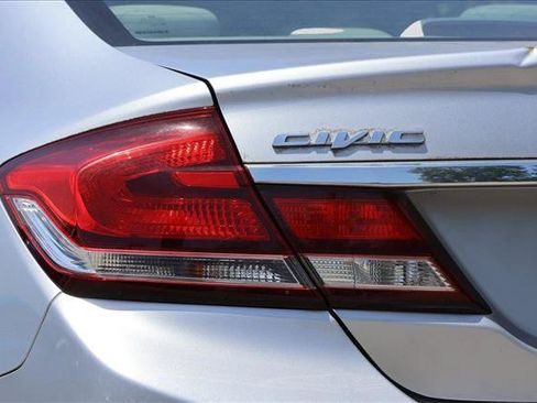 Used 2013 Honda Civic LX image 11