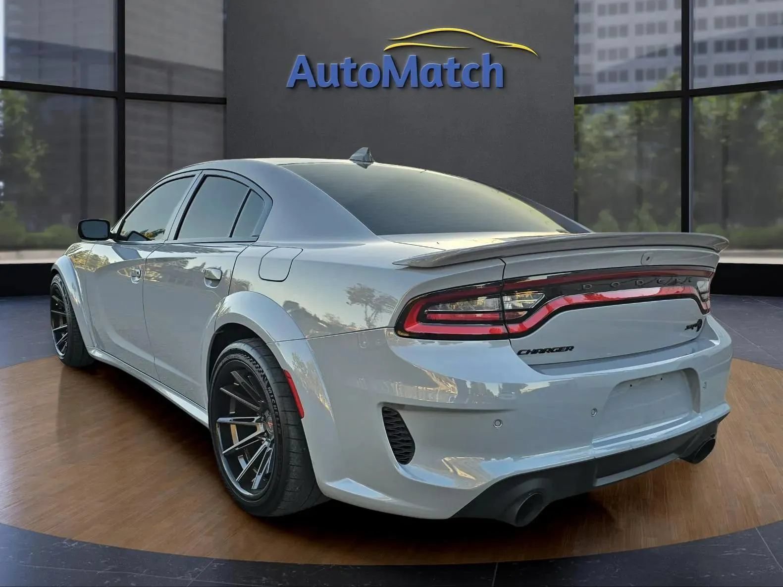Used 2022 Dodge Charger SRT Hellcat w/ Harman/Kardon Audio Group RWD image 6