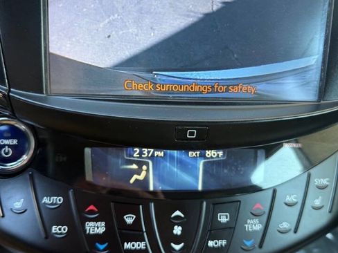 Used 2013 Toyota RAV4 EV image 47