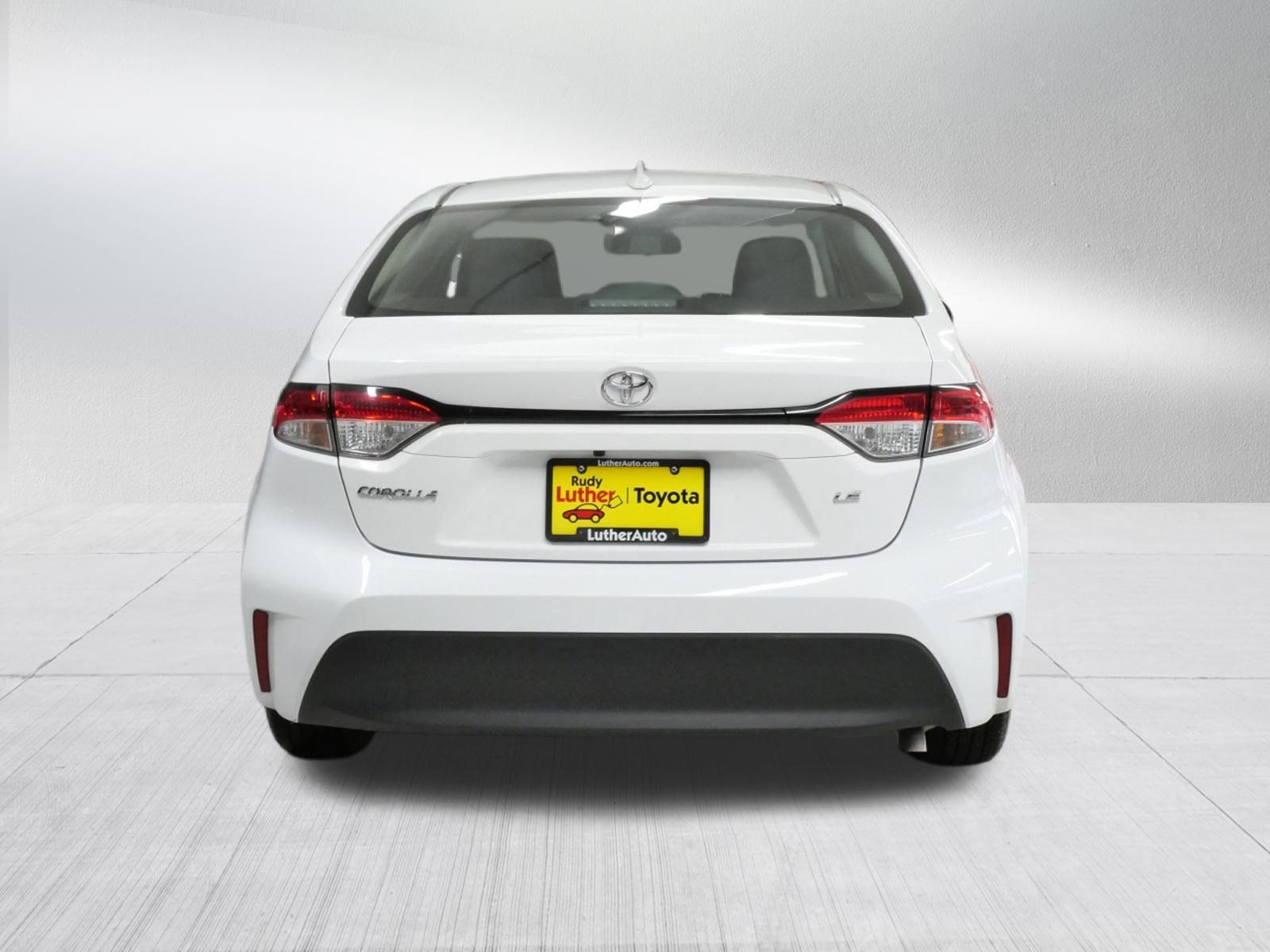 Certified 2025 Toyota Corolla LE FWD image 7