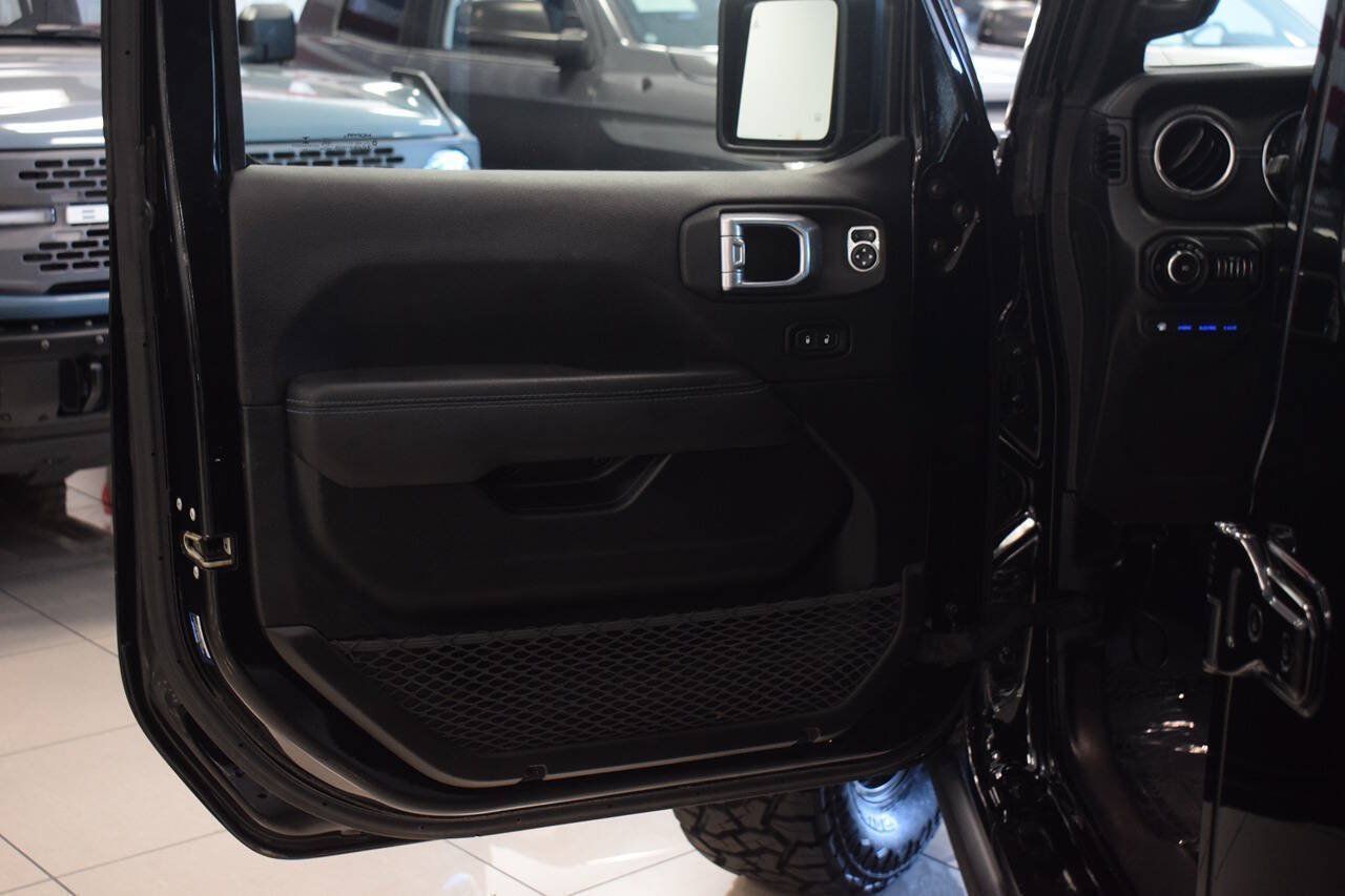 Used 2021 Jeep Wrangler Unlimited Rubicon 4xe w/ Steel Bumper Group AWD/4WD image 15