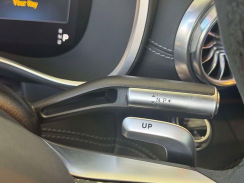 Used 2022 Mercedes-Benz SL 63 AMG 4MATIC image 23