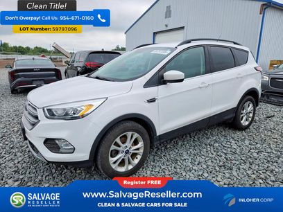 Used 2017 Ford Escape SE w/ Equipment Group 201A