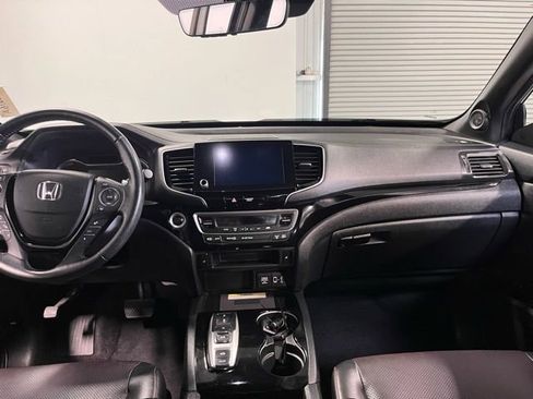 Used 2021 Honda Ridgeline Black Edition image 19