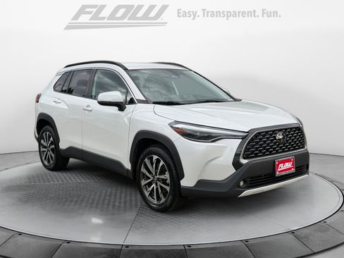Certified 2023 Toyota Corolla Cross XLE FWD image 1