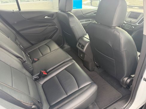 Used 2021 Chevrolet Equinox LT image 6