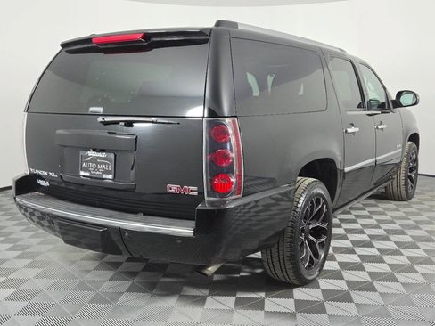 Used 2014 GMC Yukon XL Denali AWD/4WD image 7