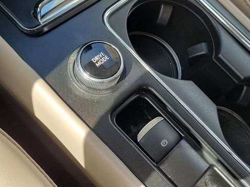 Certified 2023 Lincoln Corsair FWD image 28