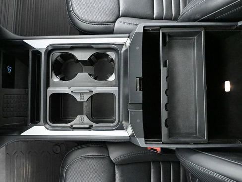 Used 2025 Ford F250 Platinum image 39