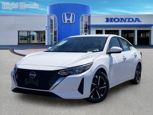 Used 2024 Nissan Sentra SV FWD image 2