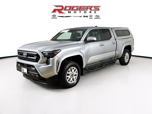 Certified 2024 Toyota Tacoma SR5 image 3